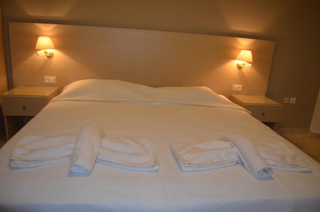 Archontissa Hotel Ermoupoli Eksteriør billede